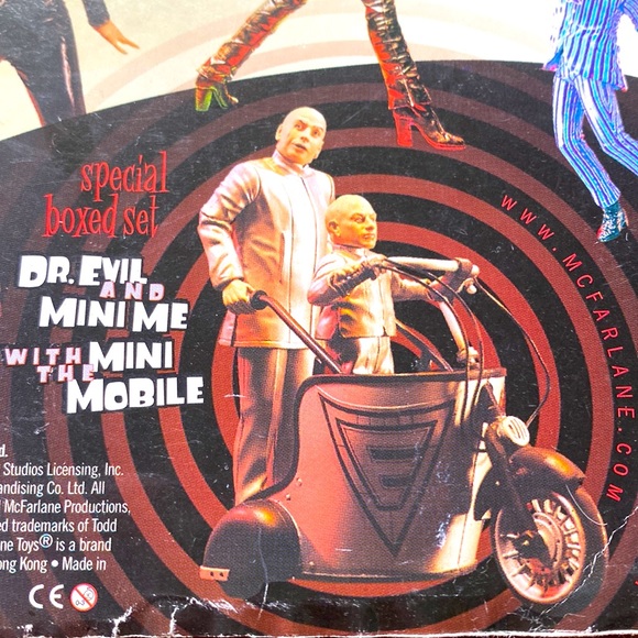 AUSTIN POWERS 1999 Moon Mission Dr Evil & Mini Me Lot Of (2) Action Figure Sets - Picture 6 of 10